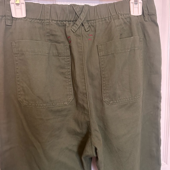 Bundle of two size 6 pants - Picture 11 of 11